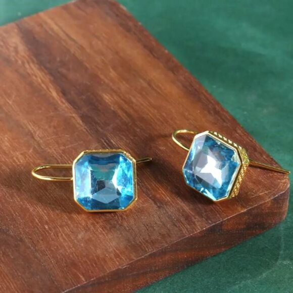 NEW Luxe 18K Gold Plated Topaz Blue Crystal Drop Earrings - Picture 4 of 6